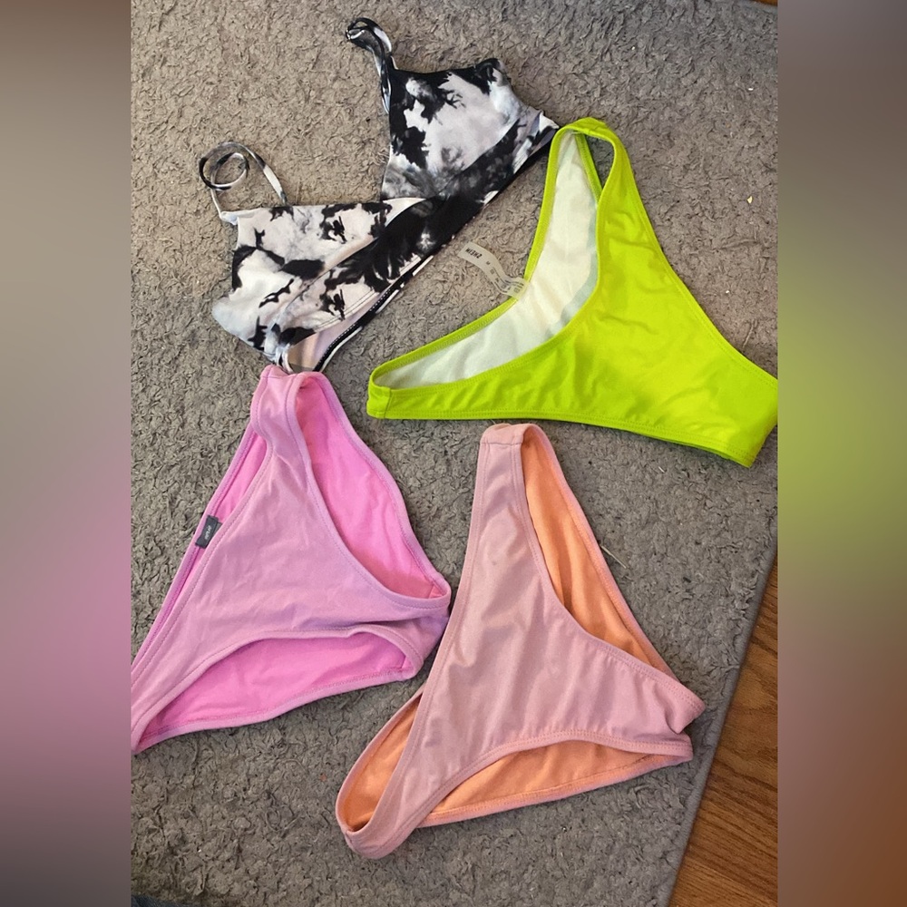bikini top & bottoms